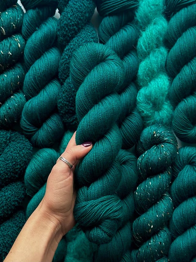 100％品質 Knits Explorer & Community Fiber Inclusive An Ewe: For | Fibers ワンピース
